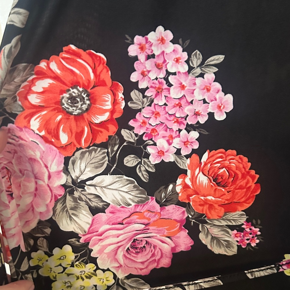 Magic Black Maxi Dress with Pink and Red Floral Print - Picture 6 of 10